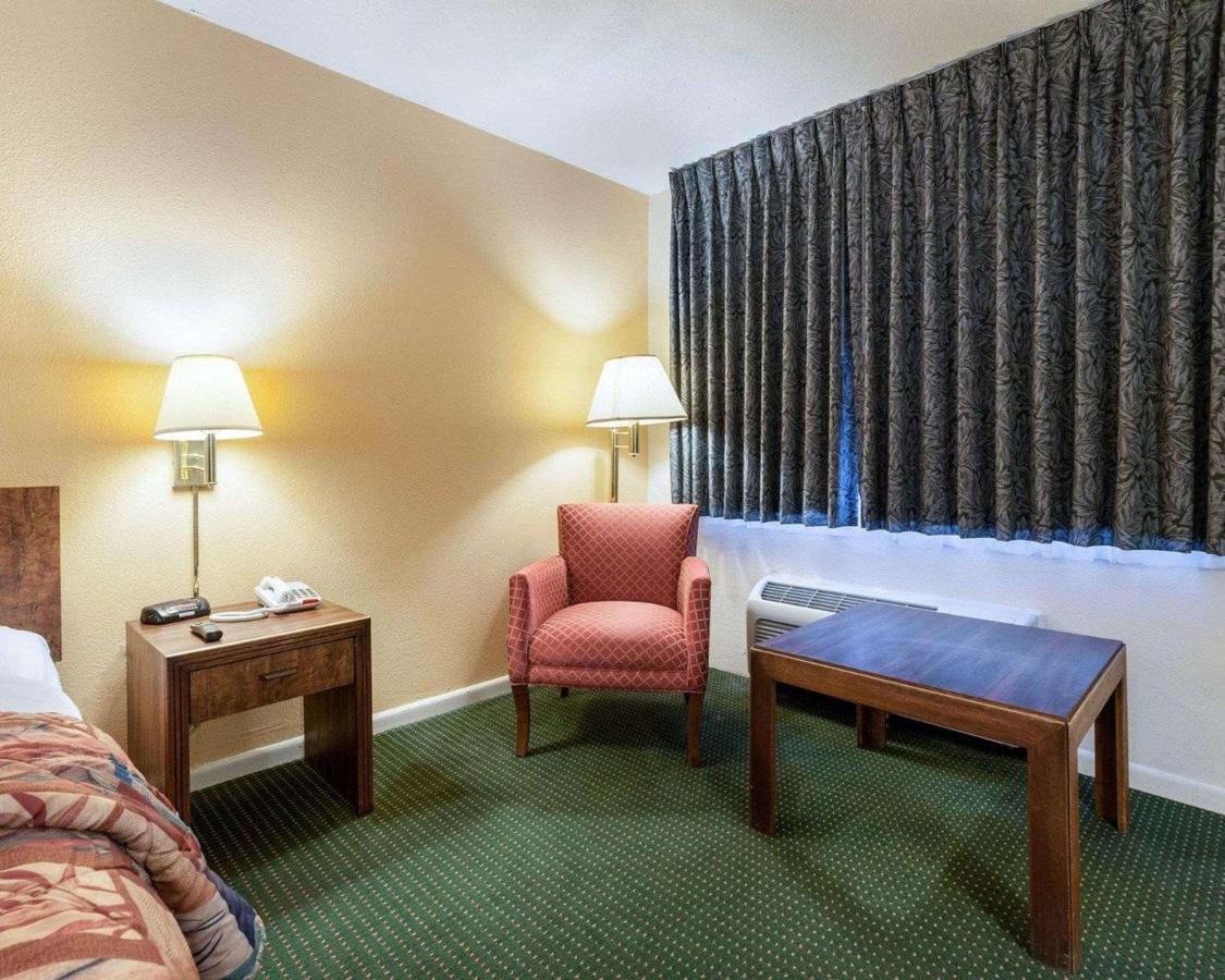 Rodeway Inn Джаспер Экстерьер фото